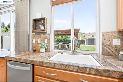 4547 Glenbrook Dr, Tracy, CA 95377 - Photo 20