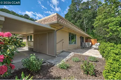 2181 Ptarmigan Dr #2, Walnut Creek, CA 94595 - Photo 12