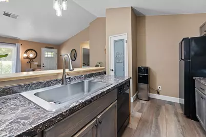 906 Villa Terrace, Brentwood, CA 94513 - Photo 14