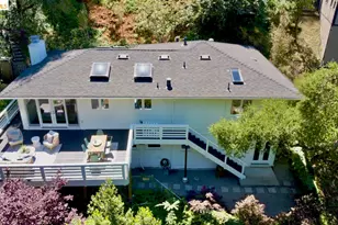 2059 Mastlands Dr, Oakland, CA 94611 - Photo 58