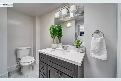 1451 13th Street #1, Oakland, CA 94607 - Photo 8