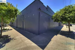 1451 13th St, Oakland, CA 94607 - Photo 10