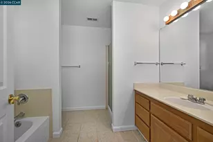 320 Warmcastle Ct, Martinez, CA 94553 - Photo 18