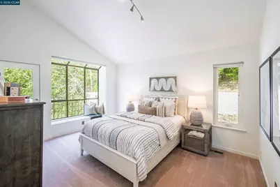 1006 Howard Hills Rd, Lafayette, CA 94549 - Photo 26