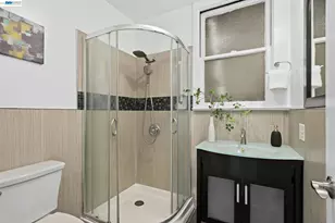 219 Jules Ave, San Francisco, CA 94112 - Photo 12