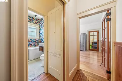 821 32nd, Oakland, CA 94608 - Photo 28