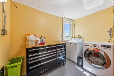 821 32nd, Oakland, CA 94608 - Photo 36