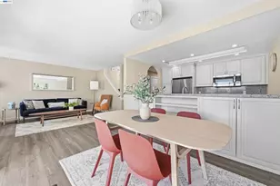 3325 Kimberly Way, San Mateo, CA 94403 - Photo 16