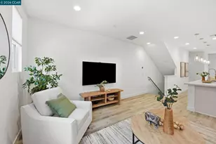 150 Uptown Cir, Oakland, CA 94607 - Photo 4