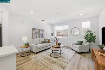 150 Uptown Cir, Oakland, CA 94607 - Photo 6