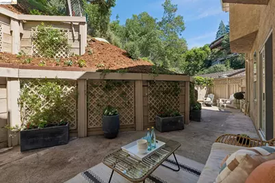 23 Valant Place, Piedmont, CA 94610 - Photo 52