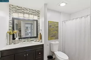 1050 Maywood Ln, Martinez, CA 94553 - Photo 18