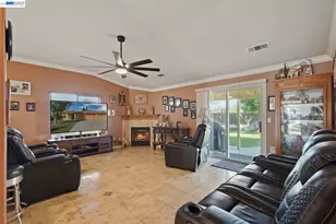 810 Vinewood Dr, Modesto, CA 95351 - Photo 8