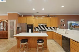 810 Vinewood Dr, Modesto, CA 95351 - Photo 4