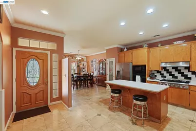 810 Vinewood Dr, Modesto, CA 95351 - Photo 6