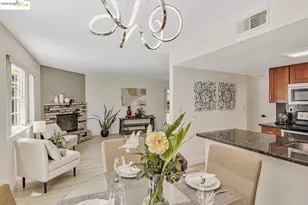 16 Town Square Pl, Oakland, CA 94603 - Photo 12