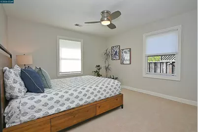 1013 Pleasant Valley Dr, Pleasant Hill, CA 94523 - Photo 20