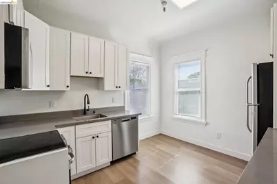 4722-4726 Shattuck Ave, Oakland, CA 94609 - Photo 16