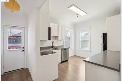 4722-4726 Shattuck Ave, Oakland, CA 94609 - Photo 20