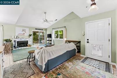 1734 Casa Grande St, Benicia, CA 94510 - Photo 2