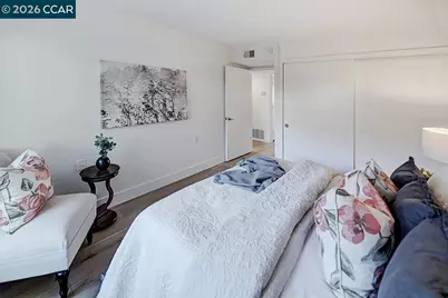 2000 Golden Rain #2, Walnut Creek, CA 94595 - Photo 32