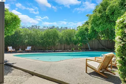 15 Don Timoteo Ct, San Rafael, CA 94903 - Photo 50