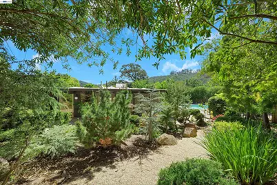 15 Don Timoteo Ct, San Rafael, CA 94903 - Photo 38