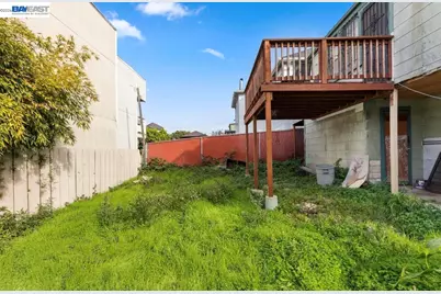 1433 15th Avenue, Oakland, CA 94606 - Photo 6