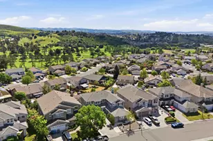 6857 Sunriver Ln, Vallejo, CA 94591 - Photo 52