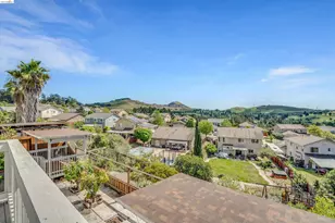 6857 Sunriver Ln, Vallejo, CA 94591 - Photo 38