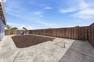 1326 Vining Dr, San Leandro, CA 94579 - Photo 48