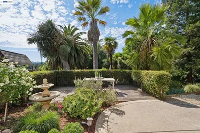 1099 Oak Hill Rd, Lafayette, CA 94549 - Photo 40