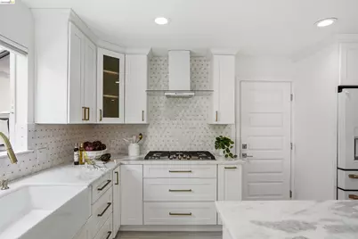 3556 Columbine Dr, San Jose, CA 95127 - Photo 12