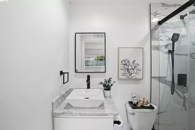 3556 Columbine Dr, San Jose, CA 95127 - Photo 24