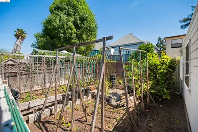 1912 Lafayette St, Alameda, CA 94501 - Photo 6