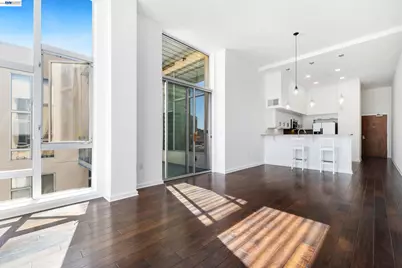630 Thomas L Berkley Way #822, Oakland, CA 94612 - Photo 2