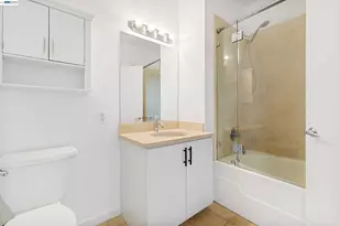 630 Thomas L Berkley Way, Oakland, CA 94612 - Photo 16
