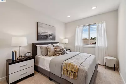 1104 Island Dr, Alameda, CA 94502 - Photo 16