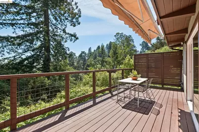 6874 Chambers Dr., Oakland, CA 94611 - Photo 20