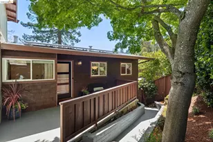 6874 Chambers Dr, Oakland, CA 94611 - Photo 46