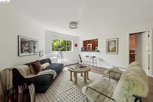 6874 Chambers Dr, Oakland, CA 94611 - Photo 38