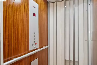 6929 Bristol Dr, Berkeley, CA 94705 - Photo 20