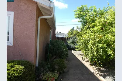 2908 Sargent Ave, San Pablo, CA 94806 - Photo 36