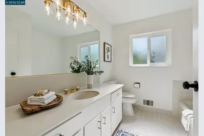 152 Tharp Dr, Moraga, CA 94556 - Photo 28