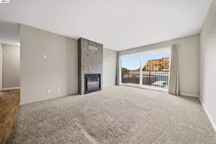 960 Shorepoint Ct, Alameda, CA 94501 - Photo 2