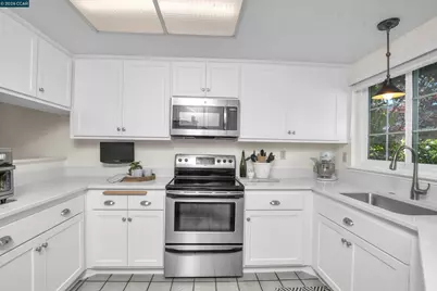 158 Bedford, Hercules, CA 94547 - Photo 10