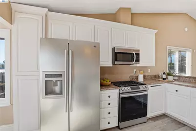 5502 Drakes Ct, Discovery Bay, CA 94505 - Photo 14