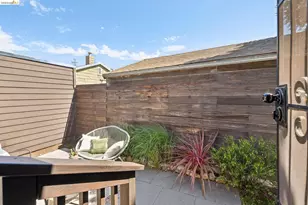 2564 35th Ave, Oakland, CA 94601 - Photo 42