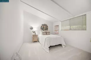 1201 Monument Blvd, Concord, CA 94520 - Photo 16