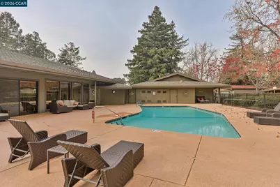 1201 Monument Blvd #76, Concord, CA 94520 - Photo 30